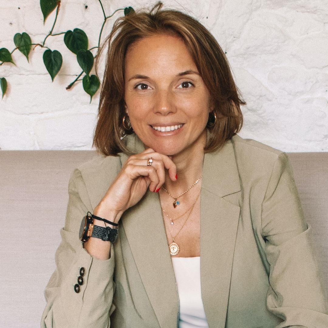 Mag. Viktoria Egger