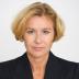 Bettina Gneisz-Al-Ani war als Wirtschaftsjournalistin tätig. Über 20 Jahre hatte sie die Leitung Unternehmenskommunikation & Public Affairs für Wirtschaft und internationale Industrie inne. Davon war sie zehn Jahre lang Senior Vice President der OMV AG. Sie erlangte zahlreiche nationale und internationale Auszeichnungen für Krisenkommunikation, Positionierung, Werbung, Sponsoring, interne sowie Online-Kommunikation und wurde zweimal mit dem österreichischen Staatspreis für Public Relations ausgezeichnet.