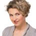 Ines Omann absolvierte das Studium der Umweltsystemwissenschaften und VWL, Doktorat in ökologischer Ökonomie, von 1997 bis 2004 wissenschaftliche Mitarbeiterin an verschiedenen Forschungsinstituten in Österreich und Deutschland sowie Universitätsassistentin am Institut für VWL der Universität Graz. Von 2004 bis 2013 wissenschaftliche Mitarbeiterin am SERI (Sustainable Europe Research Institute), Leitung des Forschungsbereiches „Nachhaltige Lebensqualität“. Seit 1997 Lehraufträge an verschiedenen in- und ausländischen Universitäten zu ökologischer Ökonomie, Green Economics, Postwachstum und Degrowth.